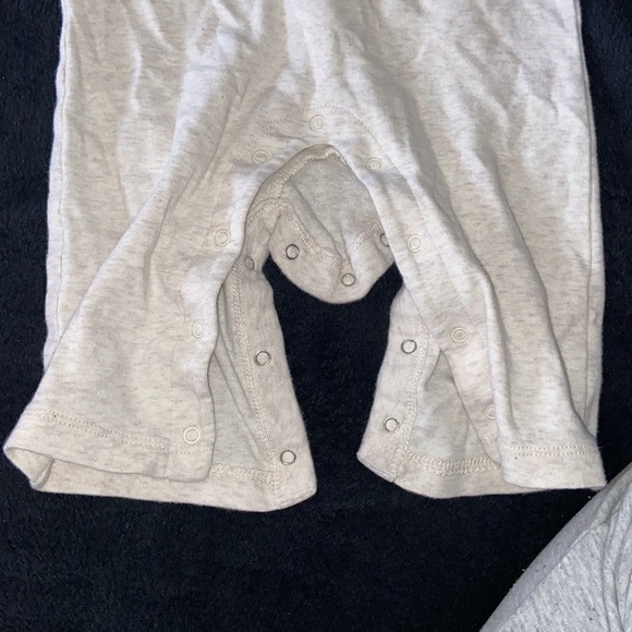Old Navy onesie - Picture 3 of 5